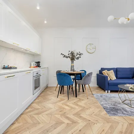 Beautiful One Bedroom Zamkowa By Renters * 格但斯克