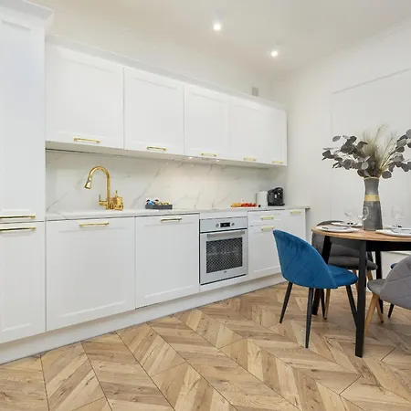 Beautiful One Bedroom Zamkowa By Renters 公寓 格但斯克