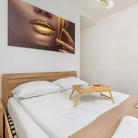 Beautiful One Bedroom Zamkowa By Renters 公寓 格但斯克